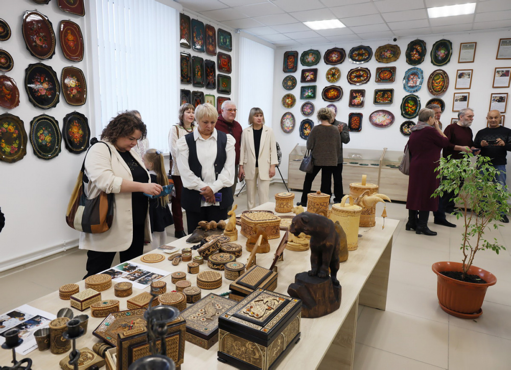 В Нижнем Тагиле состоялось открытие сразу двух новых музеев | На Урале открылся единственный в мире музей каменных цветов