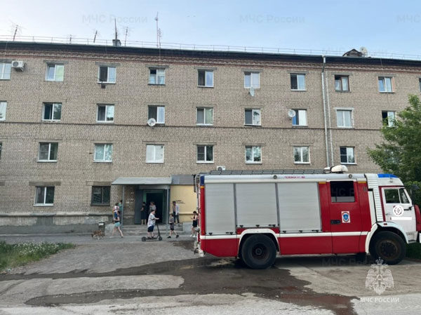 Утром в Нижнем Тагиле в пятиэтажке произошел пожар